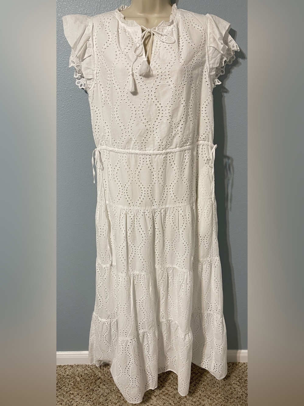 J.McLaughlin Elana White Eyelet Cotton Maxi Dress Flutter Sleeve Medium NWT